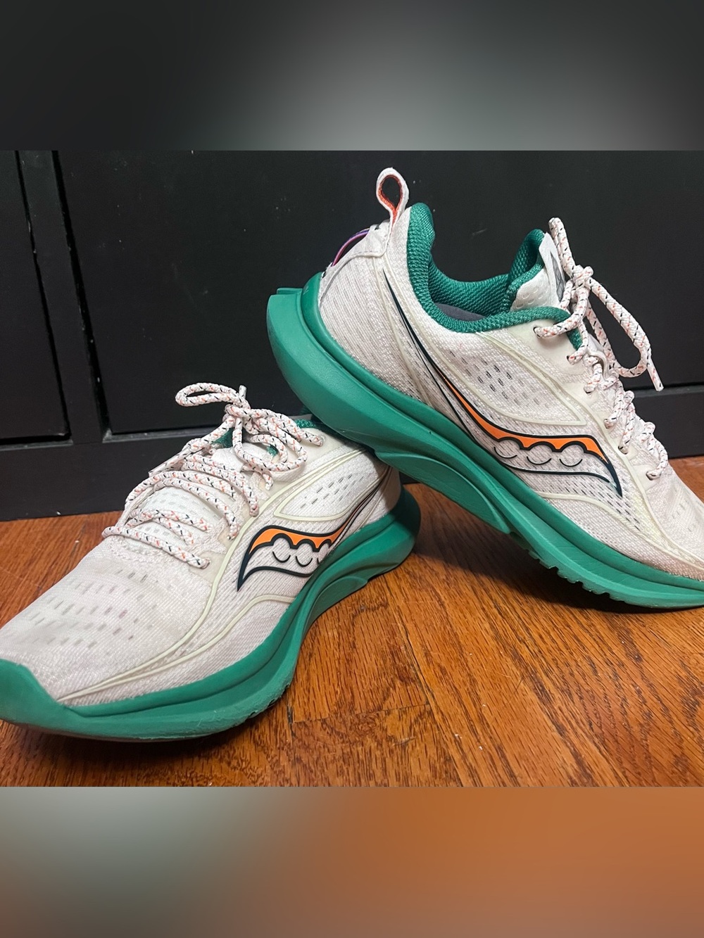 Saucony Kinvara 13 Irish Cream/Green Women’s  Athletic Sneaker, 8,S10723-17